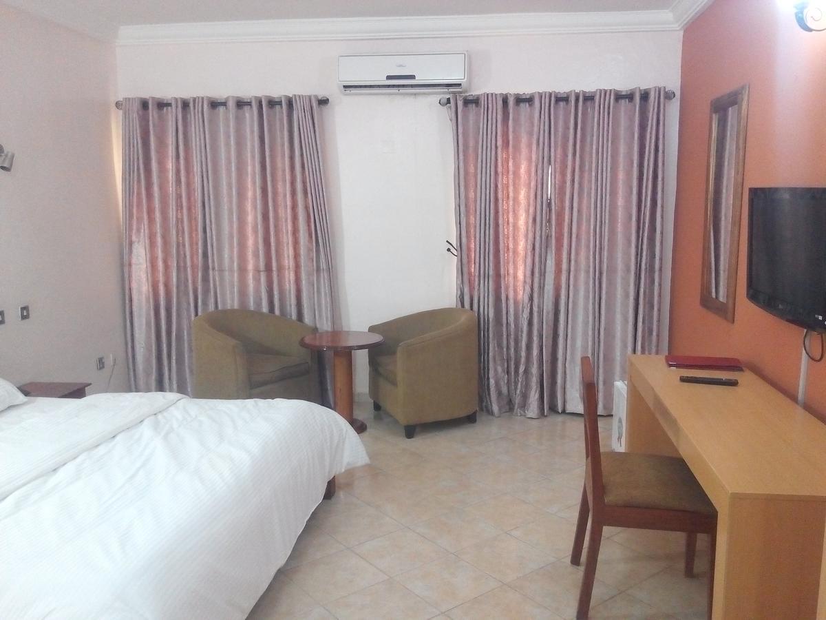 Orchid Hotel 阿沙巴 外观 照片